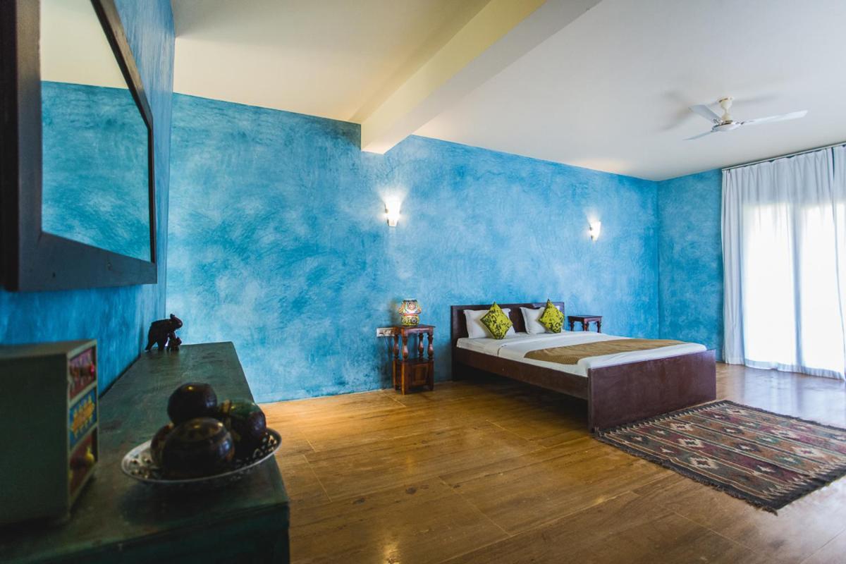 Devarya Wellness Beach Resort Morjim Exterior foto
