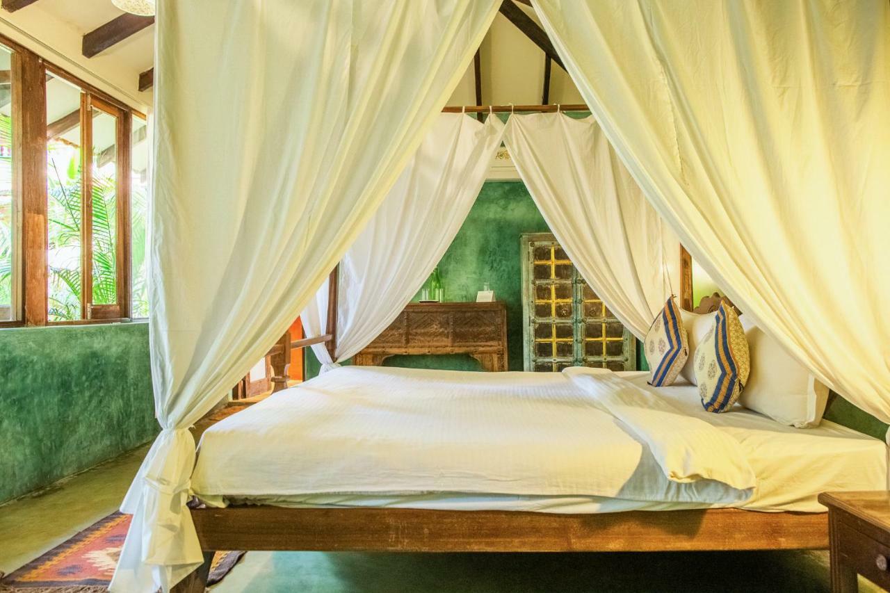 Devarya Wellness Beach Resort Morjim Cameră foto